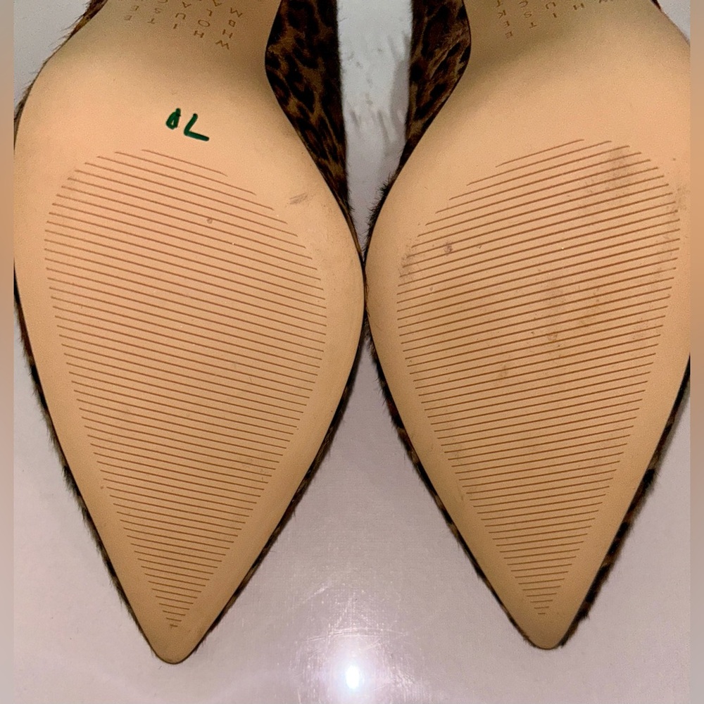NWOB White House Black Market Leopard-Print Calf Hair Pointed Toe Pumps - Picture 5 of 8